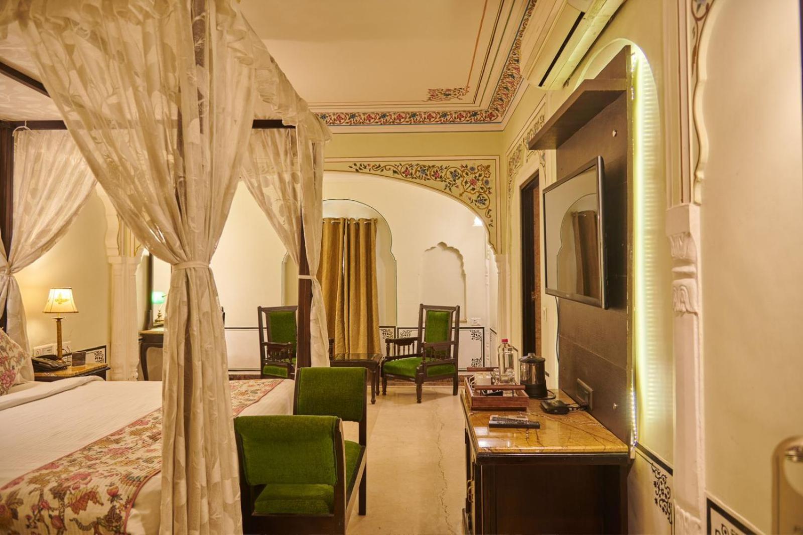 होटल Welcomheritage Traditional Haveli Jaipur